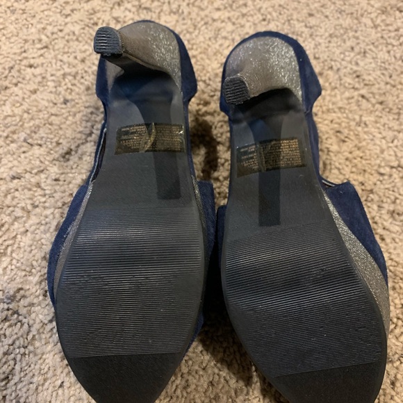 Size 7 shoes - Picture 12 of 12